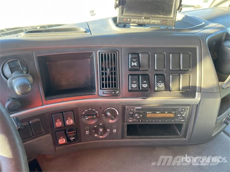 Volvo FMX460 Autobasculanta