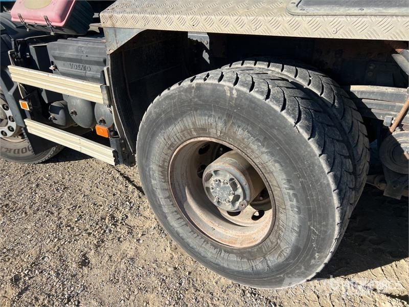 Volvo FMX460 Autobasculanta