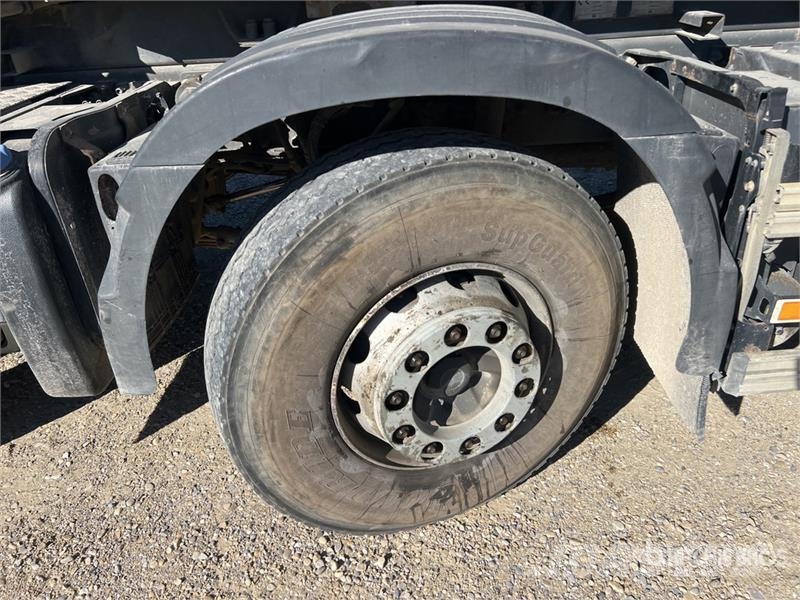 Volvo FMX460 Autobasculanta
