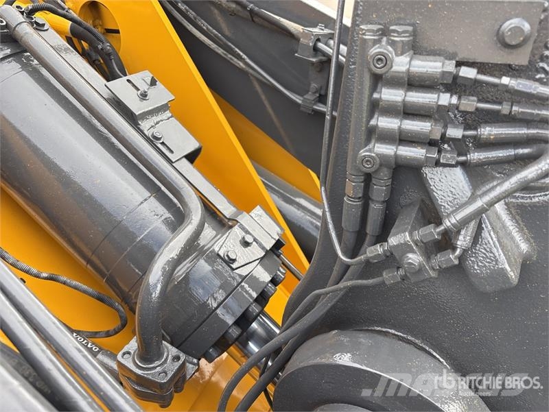 Volvo l110f Wheel Loader 轮式装载机