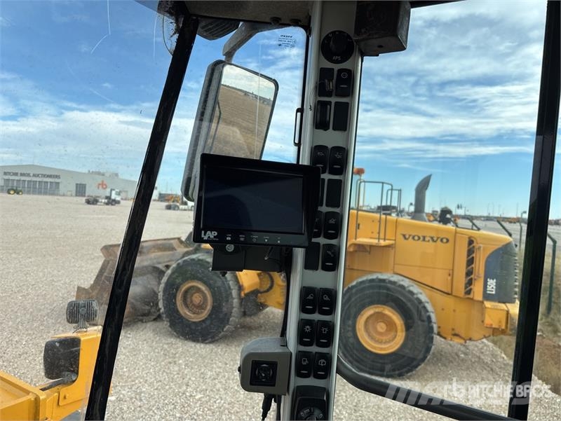 Volvo l110f Wheel Loader 轮式装载机