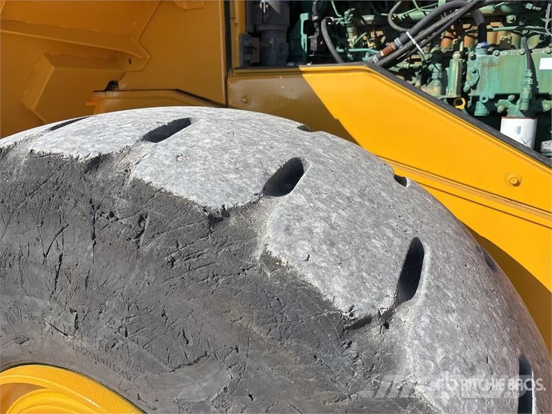 Volvo l110f Wheel Loader 輪胎式裝載機