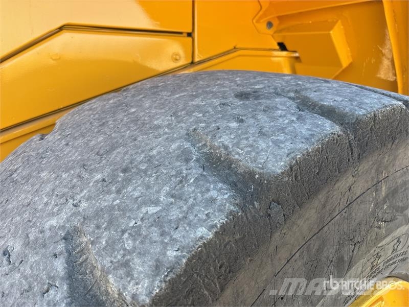 Volvo l110f Wheel Loader 輪胎式裝載機