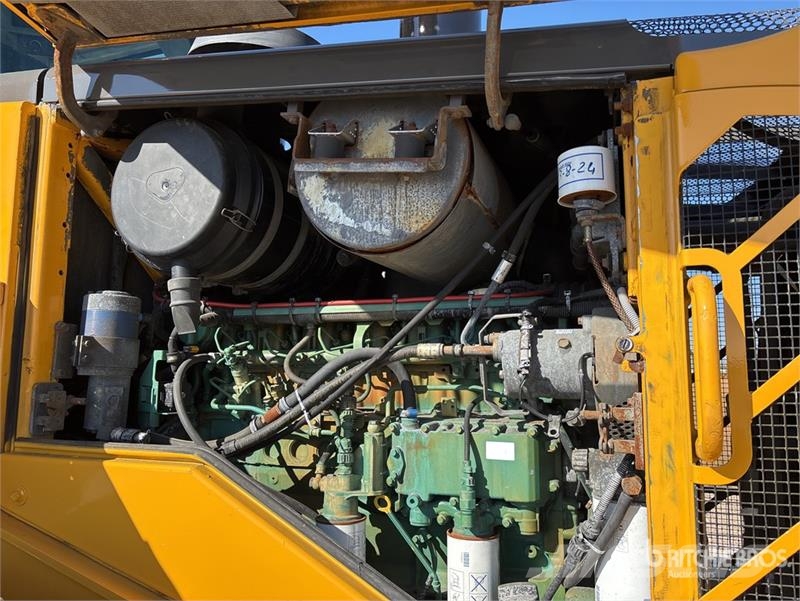 Volvo l110f Wheel Loader 輪胎式裝載機
