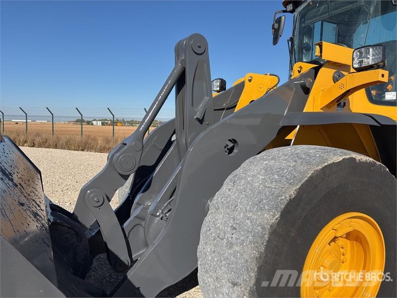 Volvo l110f Wheel Loader 輪胎式裝載機