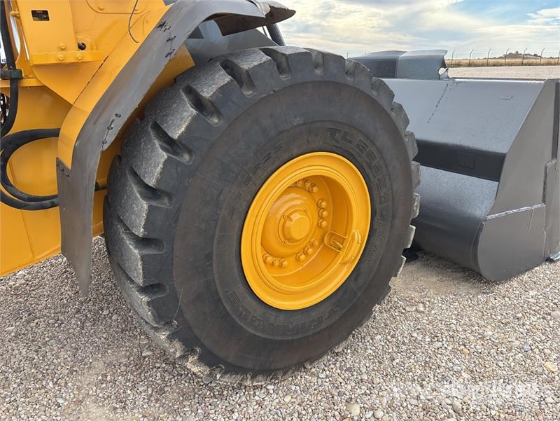 Volvo l110f Wheel Loader 轮式装载机