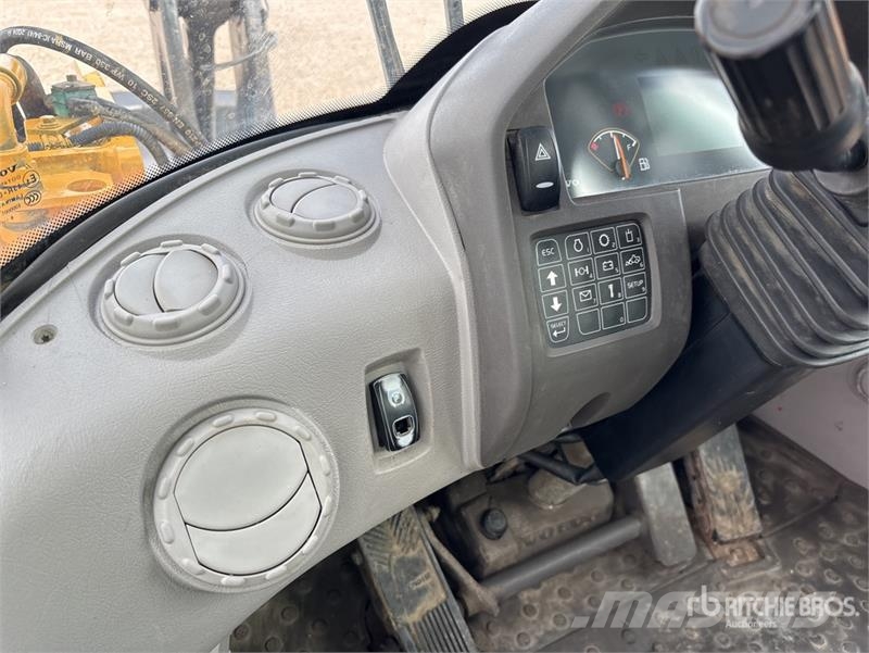 Volvo l110f Wheel Loader 轮式装载机