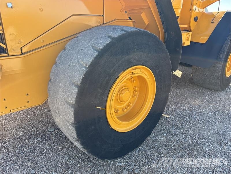 Volvo l110f Wheel Loader 輪胎式裝載機