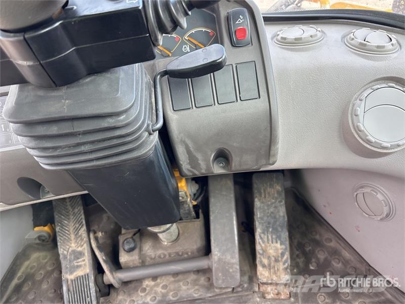 Volvo l110f Wheel Loader 轮式装载机