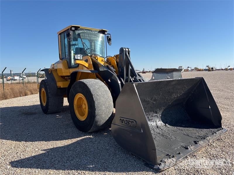 Volvo l110f Wheel Loader 輪胎式裝載機