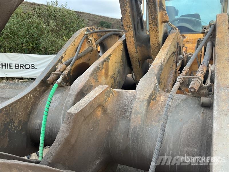 Volvo L120E Wheel Loader Wheel loaders