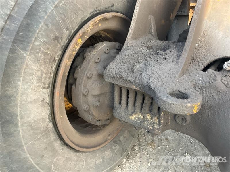 Volvo L120E Wheel Loader Wheel loaders