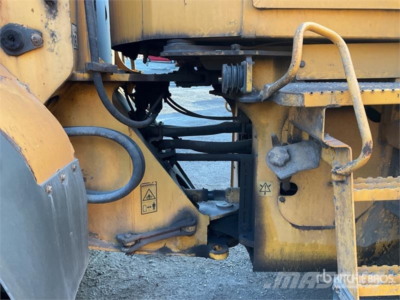 Volvo L120E Wheel Loader Wheel loaders