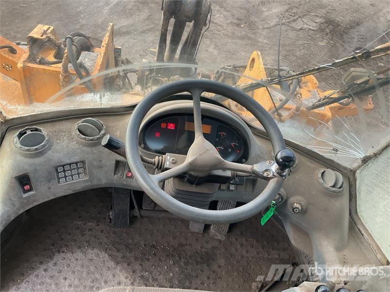Volvo L120E Wheel Loader Wheel loaders
