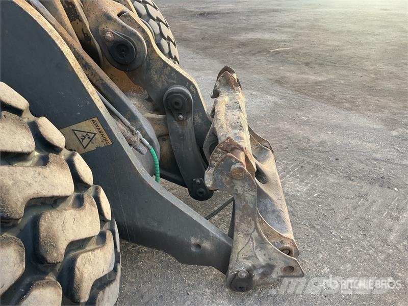 Volvo L120E Wheel Loader Wheel loaders