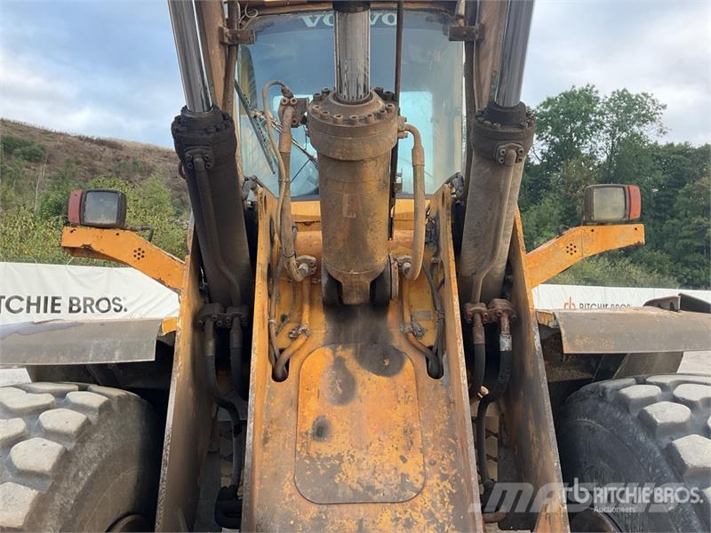 Volvo L120E Wheel Loader Wheel loaders