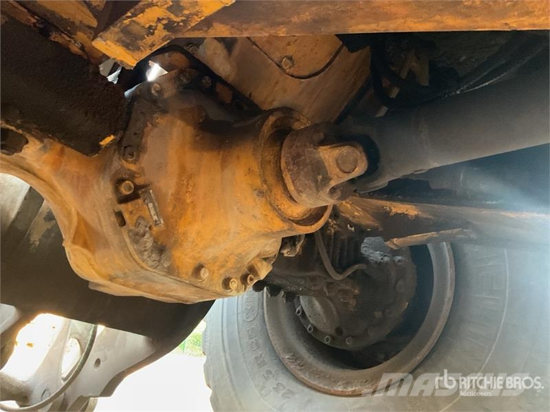 Volvo L120E Wheel Loader Wheel loaders