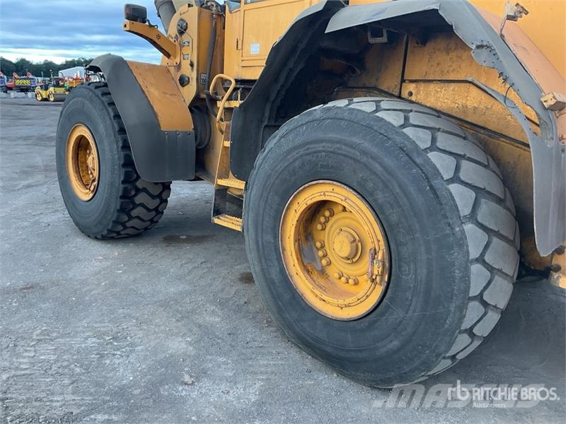 Volvo L120E Wheel Loader Wheel loaders