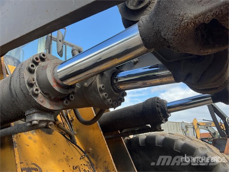 Volvo L120F Wheel Loader Radlader