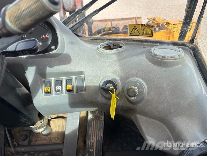 Volvo L150E Wheel Loader Gumikerekes homlokrakodók