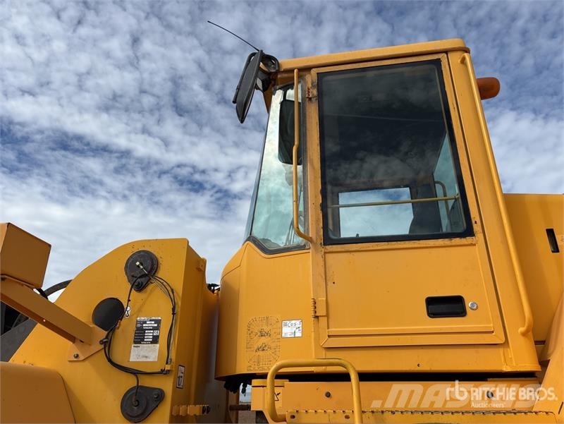 Volvo L150E Wheel Loader Gumikerekes homlokrakodók