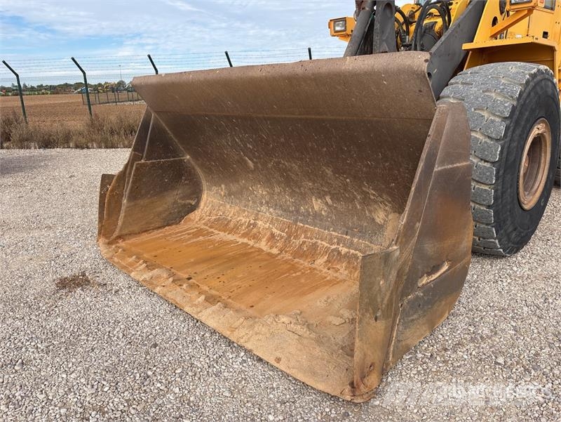 Volvo L150E Wheel Loader Gumikerekes homlokrakodók