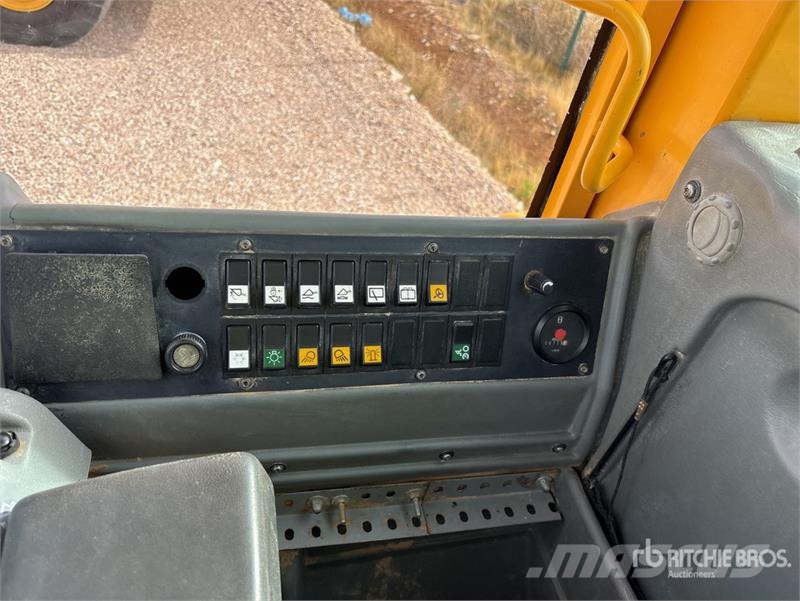 Volvo L150E Wheel Loader Gumikerekes homlokrakodók