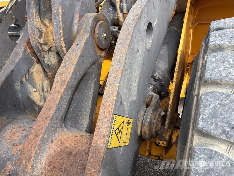 Volvo L150E Wheel Loader Gumikerekes homlokrakodók