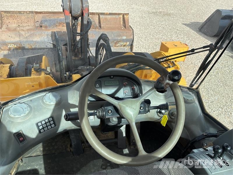 Volvo L150E Wheel Loader Gumikerekes homlokrakodók