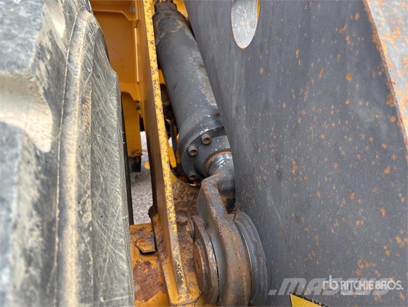 Volvo L150E Wheel Loader Gumikerekes homlokrakodók