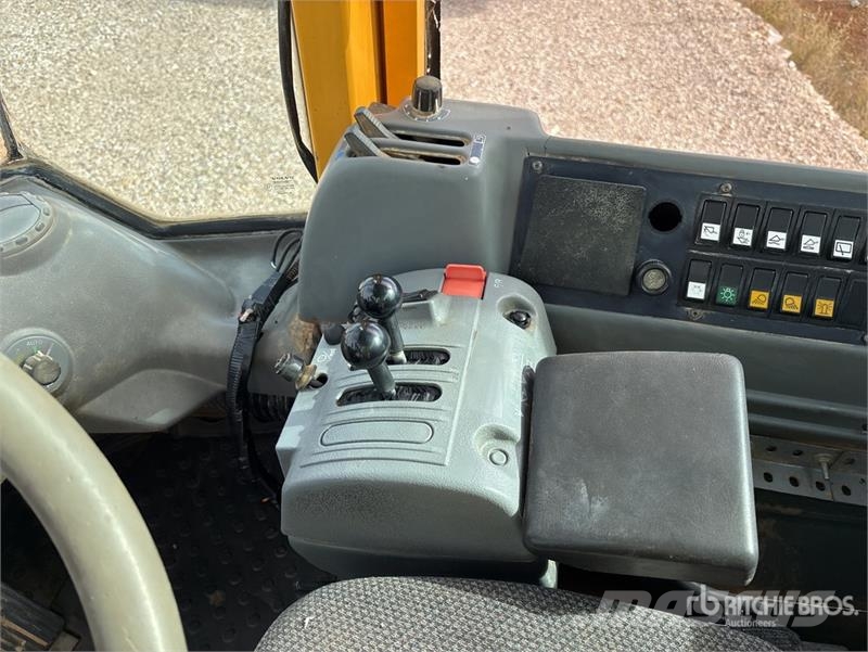 Volvo L150E Wheel Loader Gumikerekes homlokrakodók