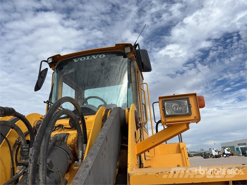 Volvo L150E Wheel Loader Gumikerekes homlokrakodók
