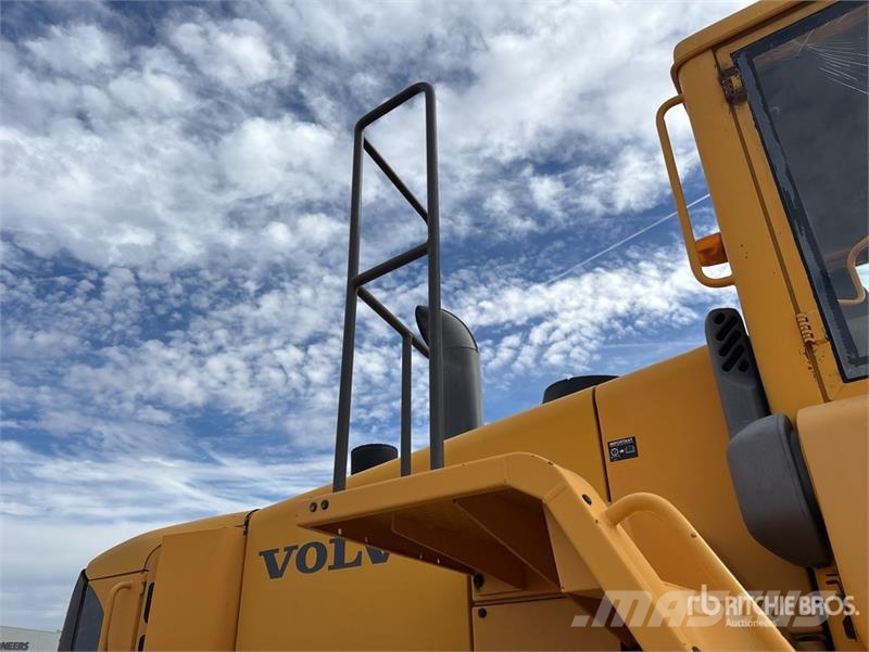 Volvo L150E Wheel Loader Gumikerekes homlokrakodók