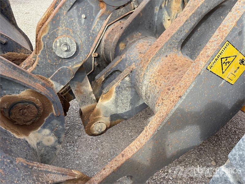 Volvo L150E Wheel Loader Gumikerekes homlokrakodók