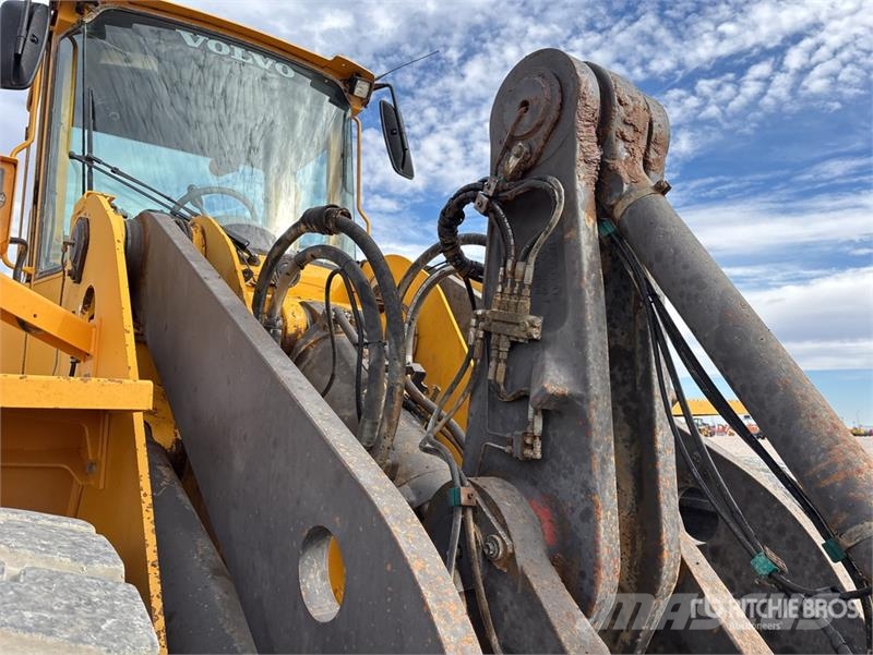 Volvo L150E Wheel Loader Gumikerekes homlokrakodók