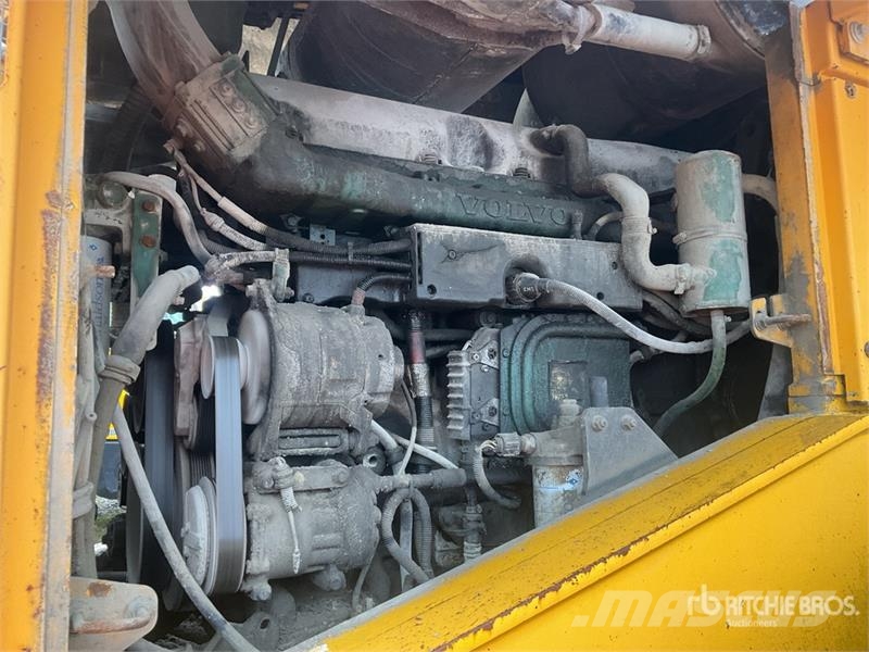 Volvo L150E Wheel Loader Pyöräkuormaajat