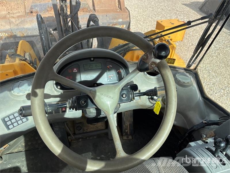 Volvo L150E Wheel Loader Gumikerekes homlokrakodók