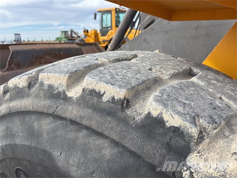 Volvo L150E Wheel Loader Gumikerekes homlokrakodók