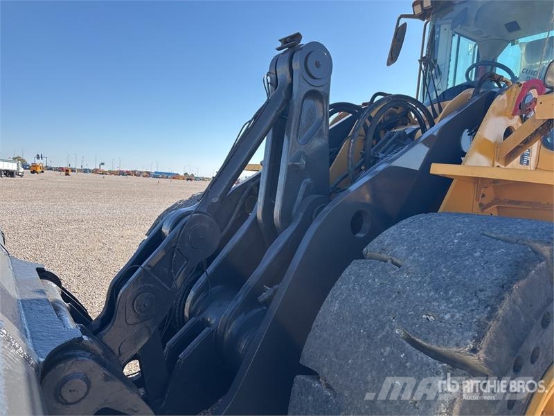 Volvo L150F Wheel Loader 輪胎式裝載機