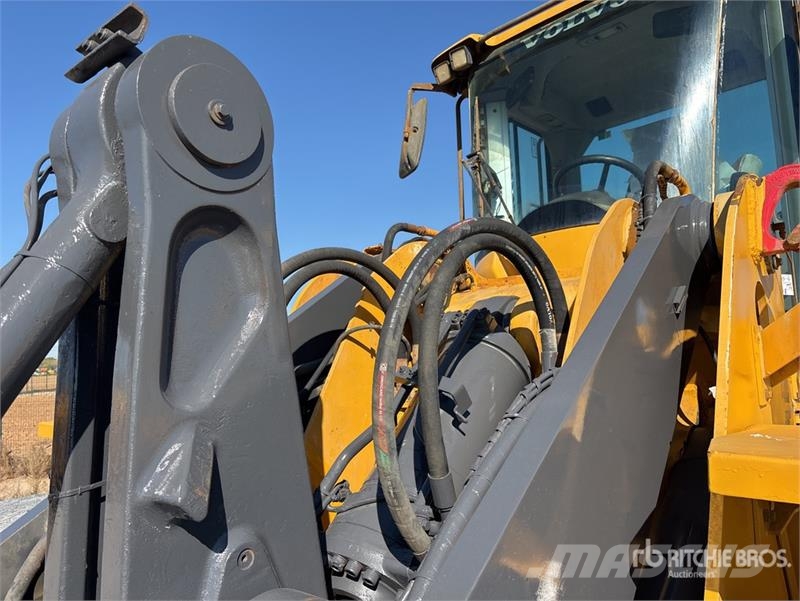 Volvo L150F Wheel Loader 輪胎式裝載機