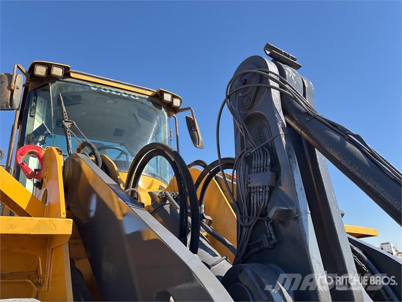 Volvo L150F Wheel Loader 輪胎式裝載機