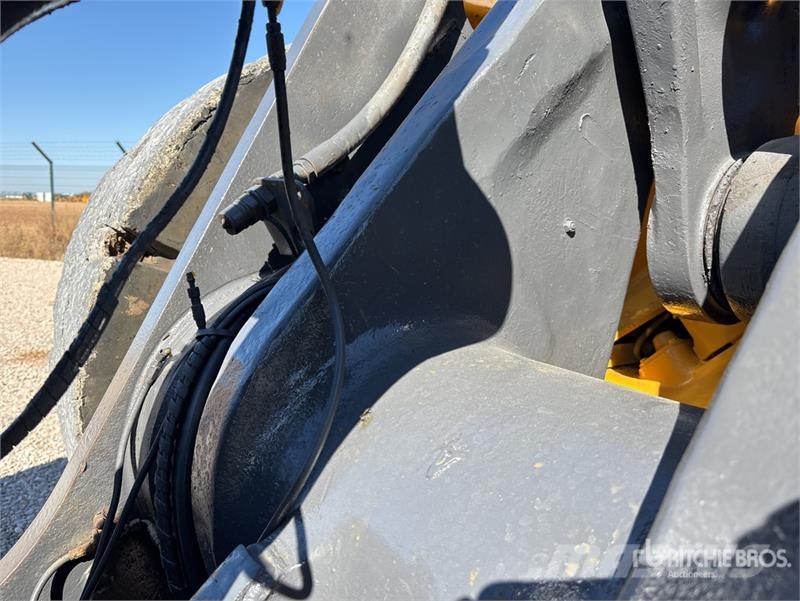 Volvo L150F Wheel Loader 輪胎式裝載機
