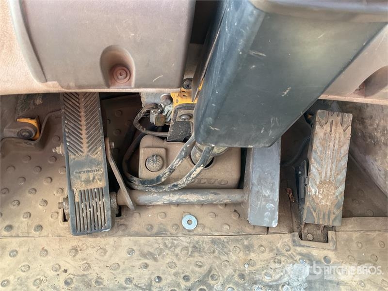 Volvo L150F Wheel Loader Iekrāvēji uz riteņiem