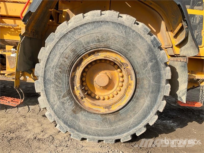 Volvo L150H Wheel Loader Pale gommate