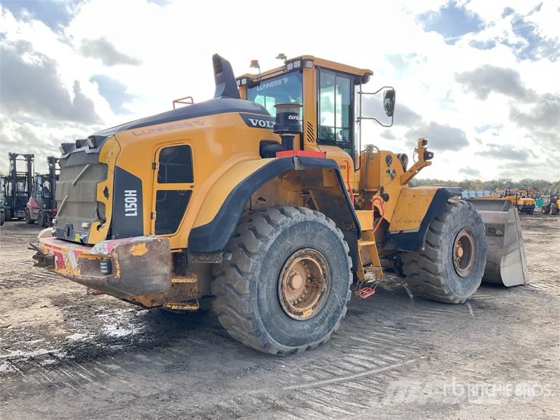 Volvo L150H Wheel Loader Pale gommate