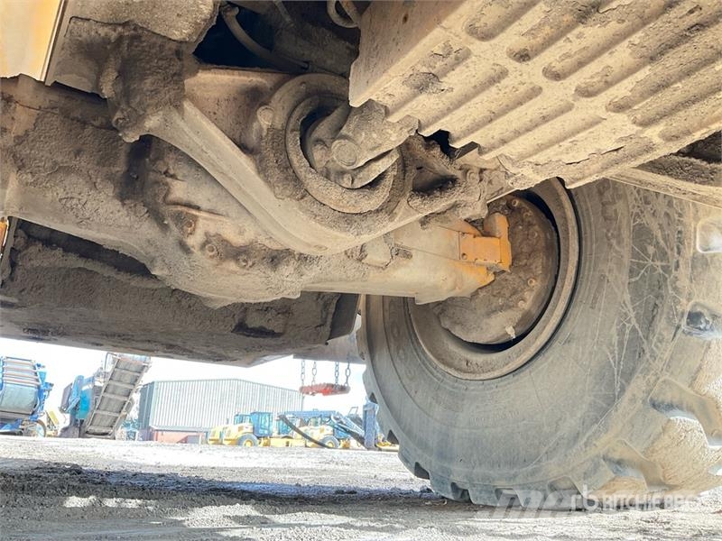 Volvo L150H Wheel Loader Pale gommate