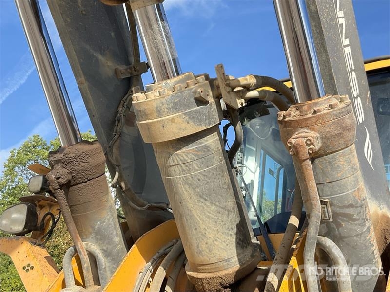 Volvo L150H Wheel Loader Pale gommate