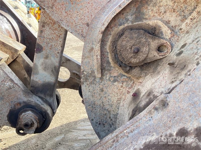 Volvo L150H Wheel Loader Pale gommate