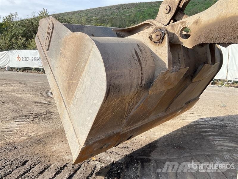 Volvo L150H Wheel Loader Pale gommate