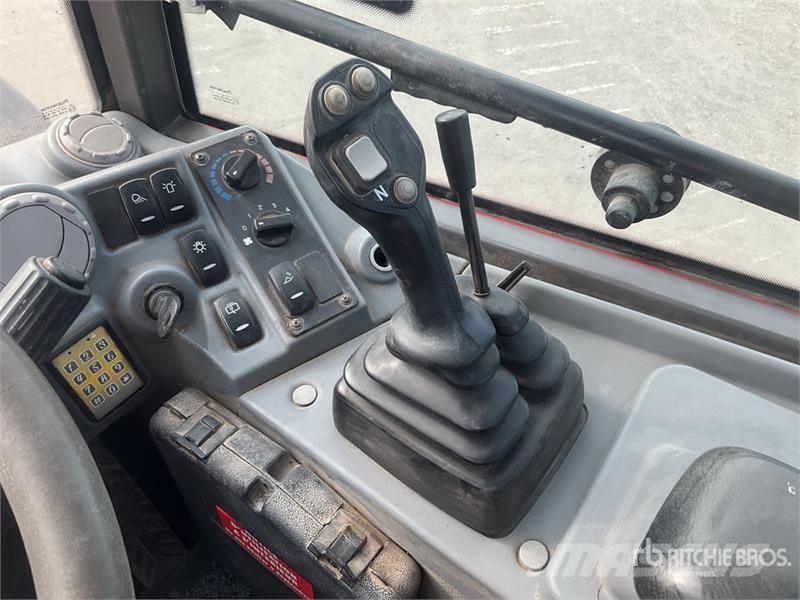 Volvo L25F Wheel Loader 輪胎式裝載機